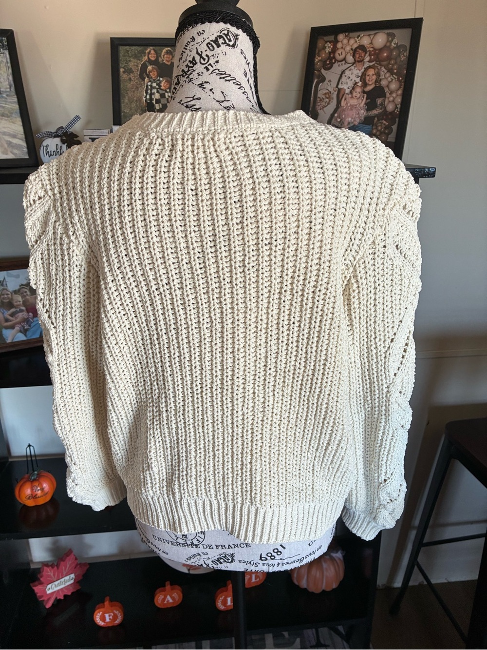 Maurice’s Beautiful Women's Cream Soft Open-Knit Crop-Style Sweater M - Picture 3 of 6